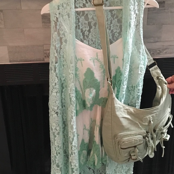 Romper - Picture 1 of 3